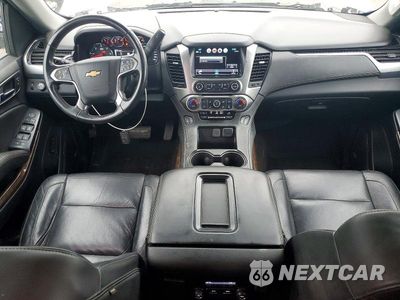 Zdjęcie 8 z 13 samochodu: 2018 CHEVROLET SUBURBAN K1500 LT VIN:1GNSKHKC0JR129630 - miniatura