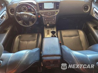 Zdjęcie 8 z 13 samochodu: 2019 NISSAN PATHFINDER SL VIN:5N1DR2MN9KC598238 - miniatura