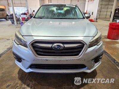 Piąte zdjęcie samochodu w środku: 2019 SUBARU LEGACY 2.5I PREMIUM VIN:4S3BNAF65K3004008 - miniatura