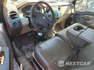 Zdjęcie 8 z 13 samochodu: 2008 FORD F350 SUPER DUTY VIN:1FDWF36598ED90281 - miniatura