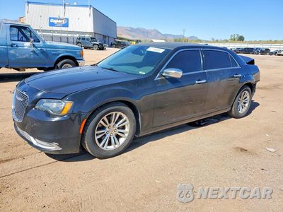 2015 CHRYSLER 300 LIMITED 2C3CCAAG2FH802693 - główne zdjęcie licytacji z USA - miniatura