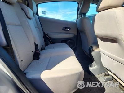 Zdjęcie 10 z 12 samochodu: 2018 HONDA HR-V LX VIN:3CZRU6H3XJG702461 - miniatura