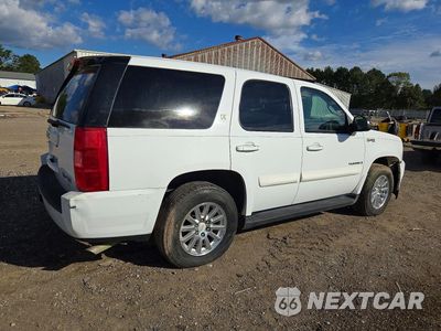 Trzecie zdjęcie samochodu z tyłu: 2008 GMC YUKON HYBRID VIN:1GKFC13508R204999 - miniatura