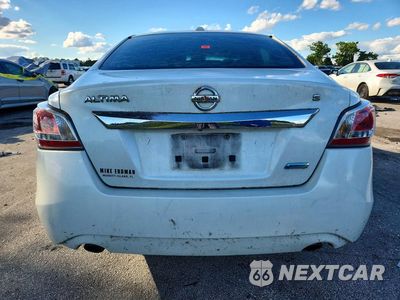Zdjęcie 6 z 12 samochodu: 2014 NISSAN ALTIMA 2.5 S VIN:1N4AL3AP8EC181661 - miniatura