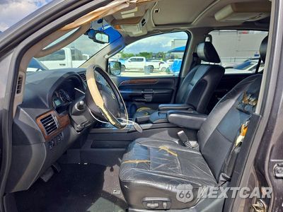 Zdjęcie 7 z 14 samochodu: 2010 NISSAN ARMADA PLATINUM VIN:5N1BA0NF5AN618238 - miniatura