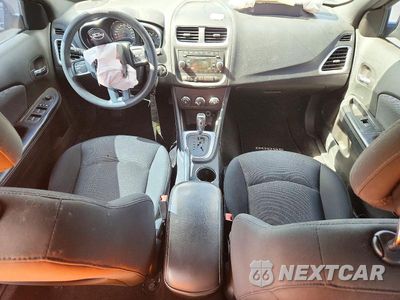 Zdjęcie 8 z 12 samochodu: 2014 DODGE AVENGER SE VIN:1C3CDZAG6EN165499 - miniatura