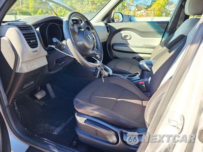Zdjęcie 7 z 12 samochodu: 2016 KIA SOUL BASE VIN:KNDJN2A22G7868651 - miniatura