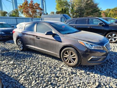 Czwarte zdjęcie samochodu z boku: 2015 HYUNDAI SONATA SE VIN:5NPE24AF7FH061612 - miniatura