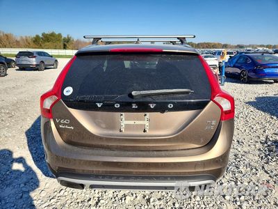 Zdjęcie 6 z 13 samochodu: 2015 VOLVO V60 CROSS COUNTRY PREMIER VIN:YV4612HK5F1000391 - miniatura