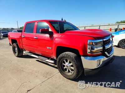 Czwarte zdjęcie samochodu z boku: 2018 CHEVROLET SILVERADO C1500 LT VIN:3GCPCREC1JG273426 - miniatura