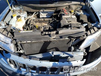 Zdjęcie 11 z 12 samochodu: 2013 JEEP COMPASS LATITUDE VIN:1C4NJCEA5DD205608 - miniatura