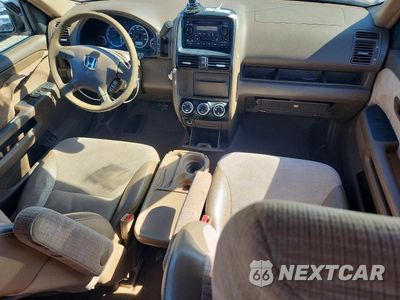 Zdjęcie 8 z 12 samochodu: 2003 HONDA CR-V LX VIN:JHLRD78553C014258 - miniatura