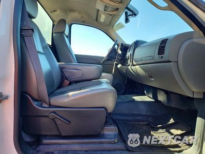 Zdjęcie 10 z 12 samochodu: 2008 CHEVROLET SILVERADO C1500 VIN:1GCEC14X68Z184006 - miniatura