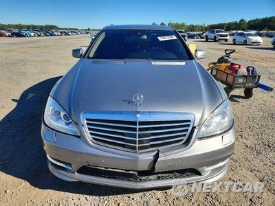 Piąte zdjęcie samochodu w środku: 2013 MERCEDES-BENZ S 550 VIN:WDDNG7DB6DA516763 - miniatura