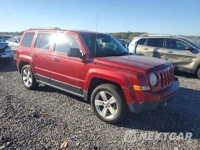 Czwarte zdjęcie samochodu z boku: 2014 JEEP PATRIOT LATITUDE VIN:1C4NJPFB3ED764199 - miniatura