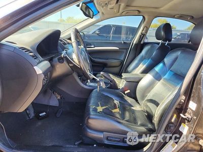 Zdjęcie 7 z 12 samochodu: 2004 ACURA TSX VIN:JH4CL96804C043083 - miniatura