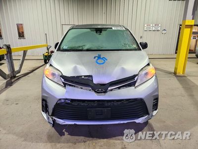 Piąte zdjęcie samochodu w środku: 2020 TOYOTA SIENNA L VIN:5TDZZ3DC2LS027754 - miniatura