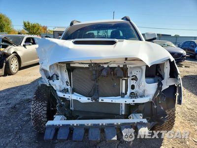 Piąte zdjęcie samochodu w środku: 2021 TOYOTA TACOMA TRD SPORT VIN:3TMDZ5BN7MM111306 - miniatura