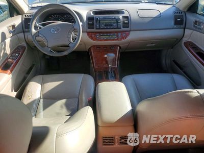 Zdjęcie 9 z 13 samochodu: 2005 TOYOTA CAMRY XLE V6 VIN:4T1BF30K45U593643 - miniatura