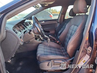 Zdjęcie 7 z 13 samochodu: 2016 VOLKSWAGEN GTI S/SE VIN:3VW5T7AU4GM046717 - miniatura