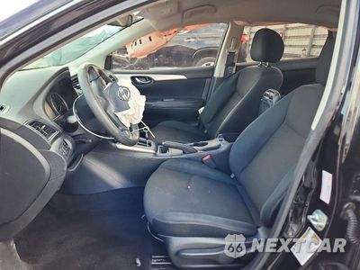 Zdjęcie 7 z 12 samochodu: 2019 NISSAN SENTRA S VIN:3N1AB7AP6KY312869 - miniatura