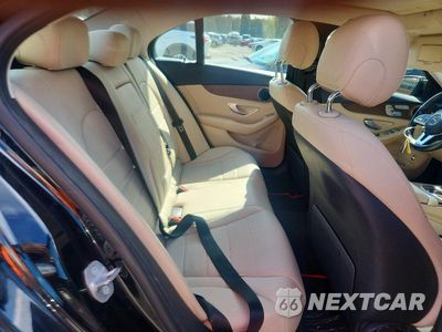 Zdjęcie 10 z 13 samochodu: 2019 MERCEDES-BENZ C 300 4MATIC VIN:WDDWF8EB6KR512500 - miniatura