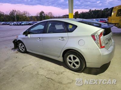 Drugie zdjęcie samochodu z przodu: 2015 TOYOTA PRIUS TWO VIN:JTDKN3DU0F0430712 - miniatura