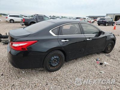 Trzecie zdjęcie samochodu z tyłu: 2016 NISSAN ALTIMA 2.5 S VIN:1N4AL3AP1GC213983 - miniatura