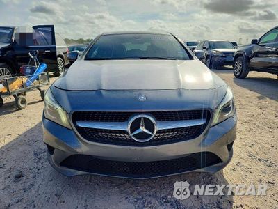 Piąte zdjęcie samochodu w środku: 2014 MERCEDES-BENZ CLA 250 VIN:WDDSJ4EB8EN138747 - miniatura