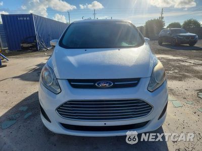Piąte zdjęcie samochodu w środku: 2013 FORD C-MAX SE VIN:1FADP5AU0DL524464 - miniatura
