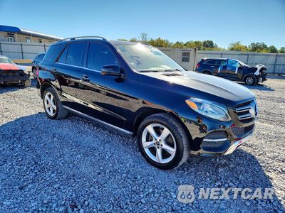 Czwarte zdjęcie samochodu z boku: 2017 MERCEDES-BENZ GLE 350 VIN:4JGDA5JB6HA909793 - miniatura