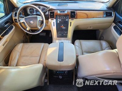 Zdjęcie 8 z 13 samochodu: 2009 CADILLAC ESCALADE LUXURY VIN:1GYFK23239R286605 - miniatura