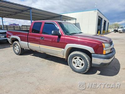 Czwarte zdjęcie samochodu z boku: 2003 CHEVROLET SILVERADO K1500 VIN:2GCEK19T131212000 - miniatura