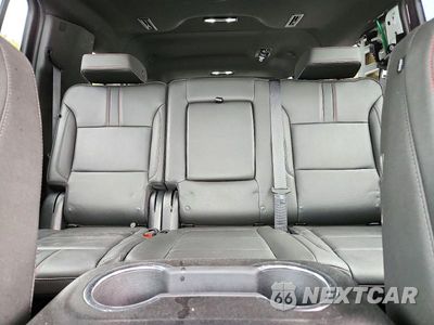 Zdjęcie 10 z 13 samochodu: 2023 CHEVROLET SUBURBAN K1500 RST VIN:1GNSKEKD2PR171023 - miniatura