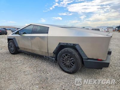 Drugie zdjęcie samochodu z przodu: 2025 TESLA CYBERTRUCK VIN:7G2CEHED8SA069543 - miniatura