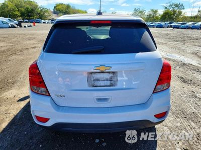 Zdjęcie 6 z 12 samochodu: 2018 CHEVROLET TRAX LS VIN:3GNCJKSB3JL291559 - miniatura