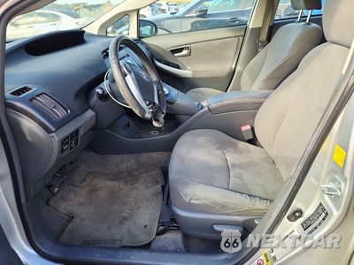 Zdjęcie 7 z 13 samochodu: 2011 TOYOTA PRIUS THREE VIN:JTDKN3DU6B0261712 - miniatura