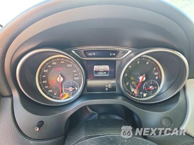 Zdjęcie 9 z 12 samochodu: 2018 MERCEDES-BENZ CLA 250 VIN:WDDSJ4EB7JN608728 - miniatura