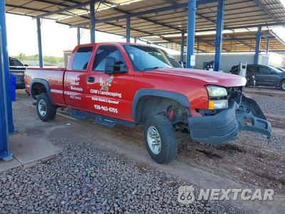 Czwarte zdjęcie samochodu z boku: 2005 CHEVROLET SILVERADO K2500 HEAVY DUTY VIN:1GCHK29U05E279118 - miniatura