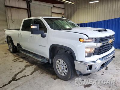 Czwarte zdjęcie samochodu z boku: 2025 CHEVROLET SILVERADO K3500 LT VIN:1GC4KTEY0SF333312 - miniatura