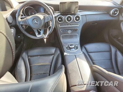 Zdjęcie 8 z 13 samochodu: 2017 MERCEDES-BENZ C 300 4MATIC VIN:55SWF4KB0HU184947 - miniatura