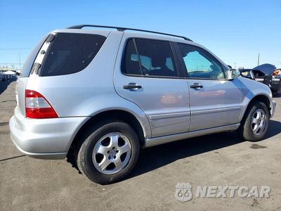 Trzecie zdjęcie samochodu z tyłu: 2002 MERCEDES-BENZ ML 320 VIN:4JGAB54EX2A314135 - miniatura