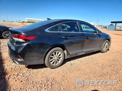 Trzecie zdjęcie samochodu z tyłu: 2018 HYUNDAI SONATA SE VIN:5NPE24AF0JH673434 - miniatura