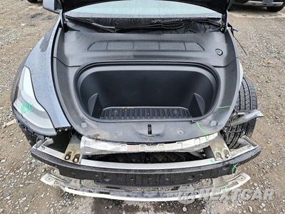 Zdjęcie 12 z 14 samochodu: 2023 TESLA MODEL Y VIN:7SAYGDEE9PF965903 - miniatura