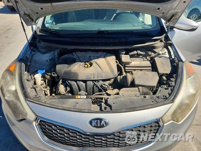 Zdjęcie 11 z 12 samochodu: 2015 KIA FORTE LX VIN:KNAFK4A60F5408036 - miniatura