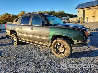 Czwarte zdjęcie samochodu z boku: 2004 CHEVROLET AVALANCHE K1500 VIN:3GNEK12T64G162673 - miniatura