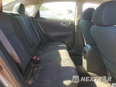 Zdjęcie 10 z 12 samochodu: 2019 NISSAN SENTRA SV VIN:3N1AB7AP3KY339978 - miniatura