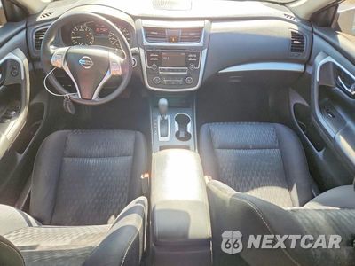 Zdjęcie 8 z 12 samochodu: 2018 NISSAN ALTIMA 2.5 S VIN:1N4AL3AP5JC273465 - miniatura