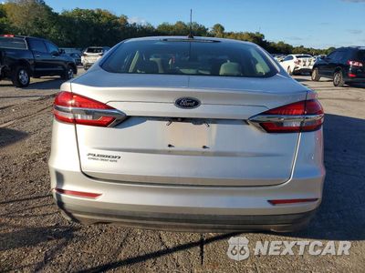Zdjęcie 6 z 12 samochodu: 2019 FORD FUSION S VIN:3FA6P0G76KR215450 - miniatura