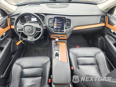 Zdjęcie 8 z 12 samochodu: 2022 VOLVO XC90 T6 MOMENTUM VIN:YV4A22PK3N1834683 - miniatura